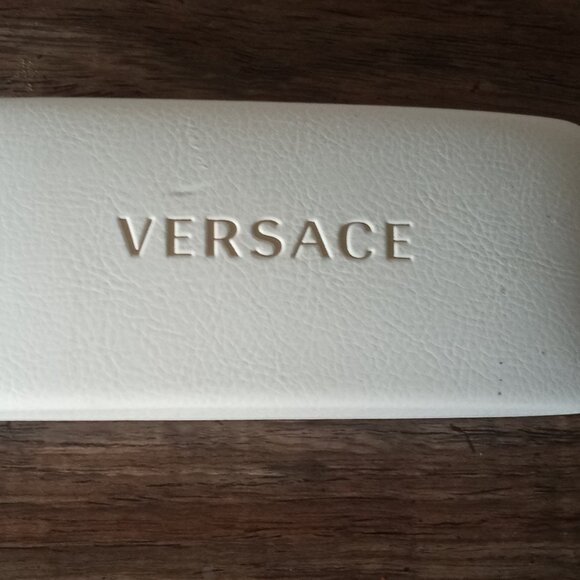 Versace Authentic Hard Clamshell Eyeglasses Case only White Genuine 6x2.5x1.5 in - Picture 1 of 3